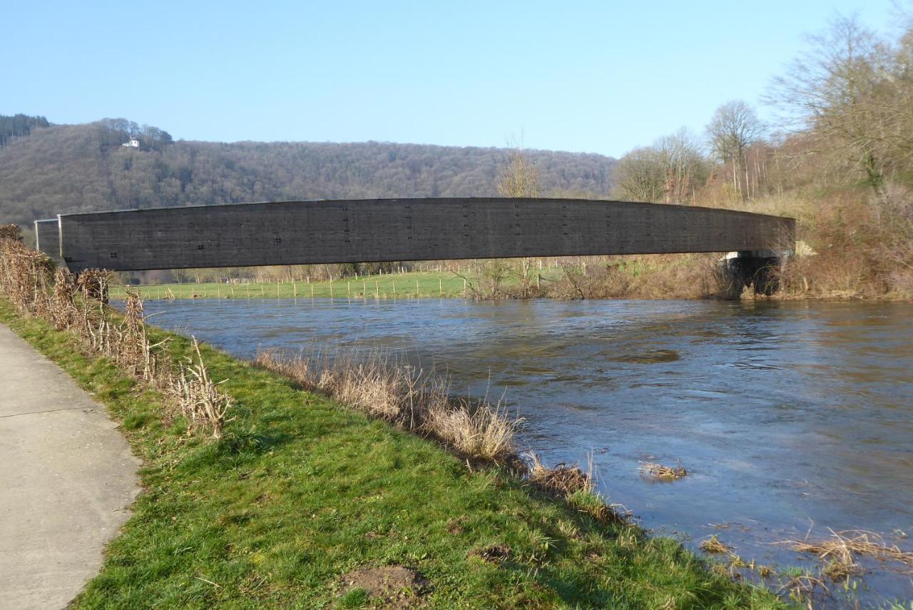 Gite Superequipe En Ardenne Belge Rendeux Exteriör bild