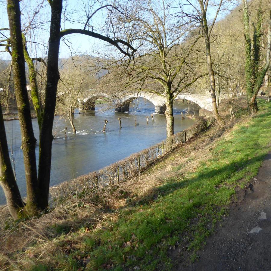 Gite Superequipe En Ardenne Belge Rendeux Exteriör bild